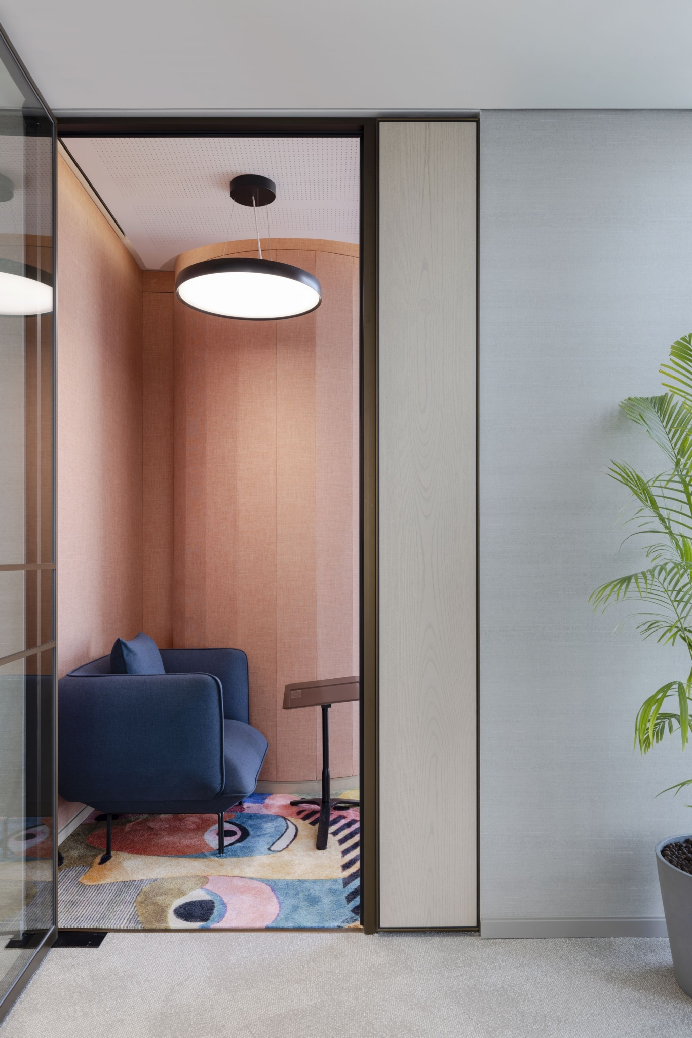 Luxury quiet booth fit-out reference